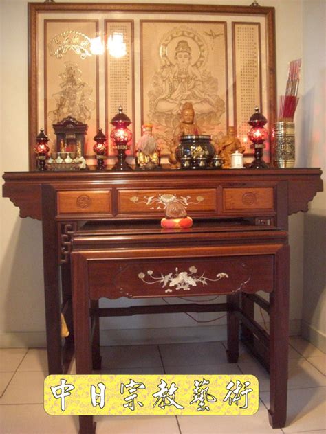 農曆七月生 祖先牌位客廳神明桌設計